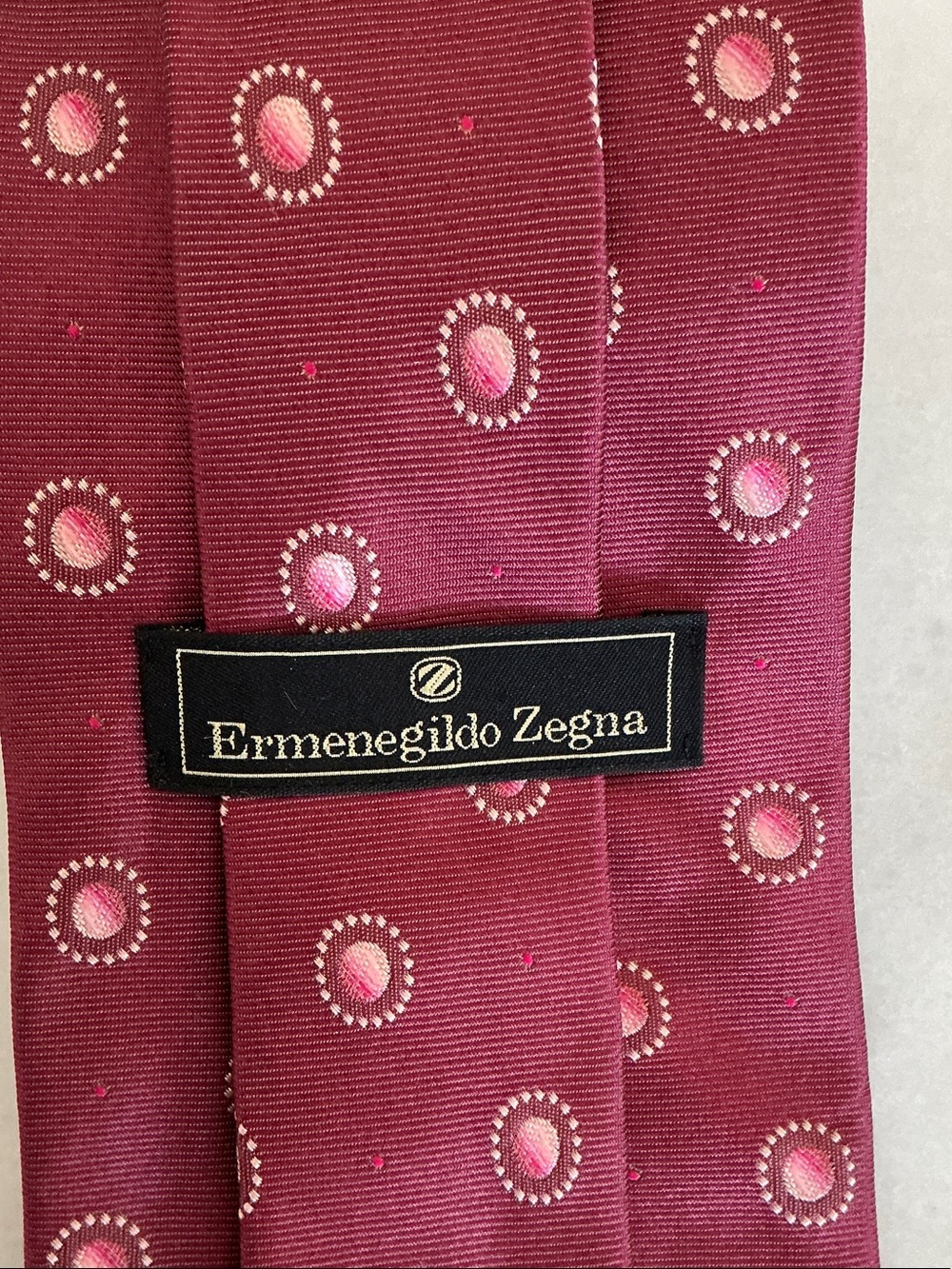 Ermenegildo Zegna 100% Silk Classic Burgundy & Pink Dot Print Tie, EUC!